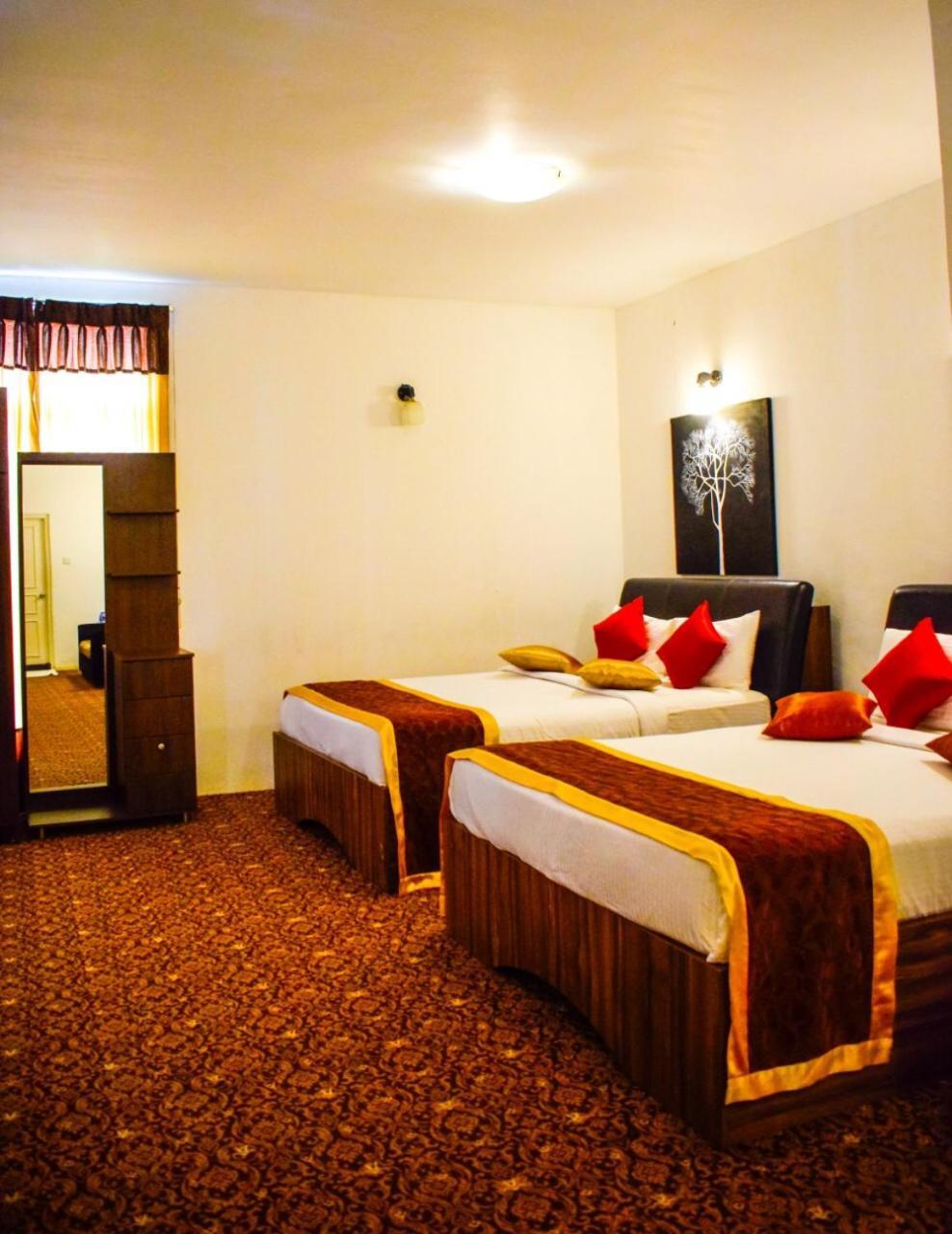 La Cottage Boutique Hotel & Restaurant นูวาราเอลิยา ภายนอก รูปภาพ