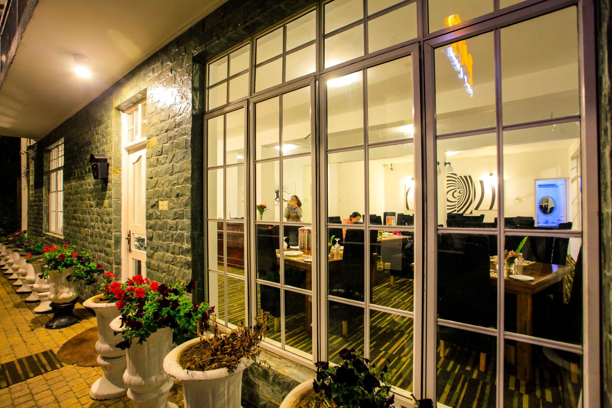 La Cottage Boutique Hotel & Restaurant นูวาราเอลิยา ภายนอก รูปภาพ